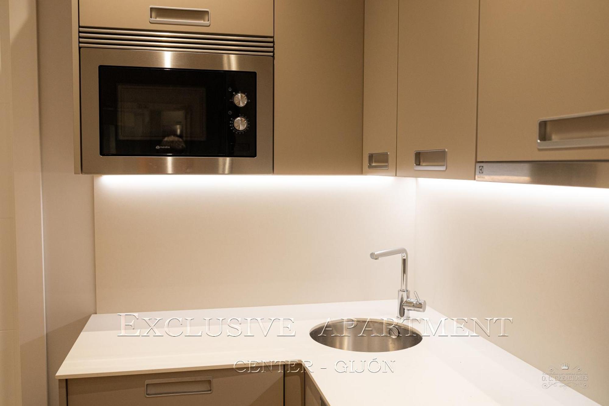 Exclusive Center Apartment *